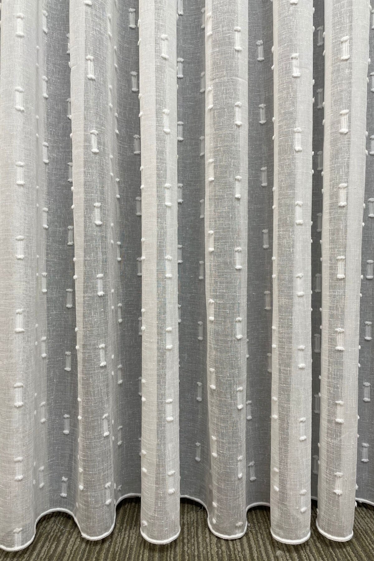 Ponpon Desenli Foldet Keten Tül Perde