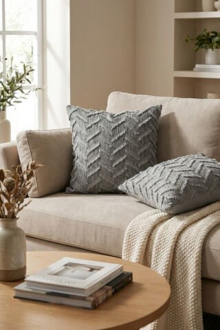 Harmony Serisi Püsküllü Dekoratif Kırlent Kılıfı – Açık Gri