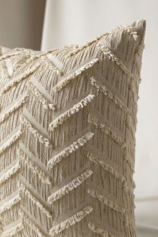 Harmony Serisi Püsküllü Dekoratif Kırlent Kılıfı – Krem