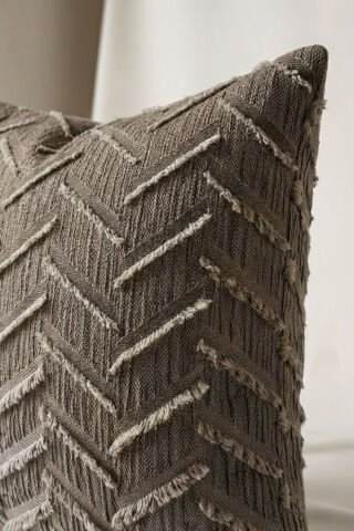 Harmony Serisi Püsküllü Dekoratif Kırlent Kılıfı – Taş